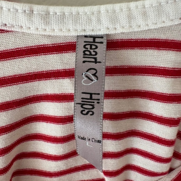 Heart Hips | striped crop top | size large - Picture 2 of 2